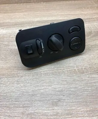 Chrysler Voyager Light switch P0TG101DVAB