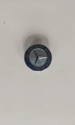 Mercedes-Benz CLS C218 X218 Manufacturer badge logo/emblem A2188170116