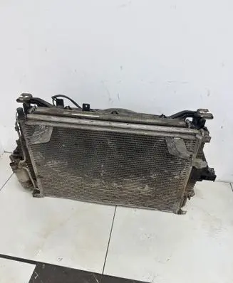 Volvo V70 Radiator set 0130303909 8649634