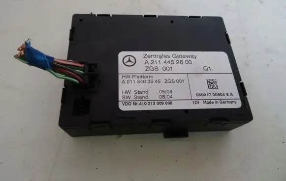 Mercedes-Benz CLS C219 Gateway control module A2114452600