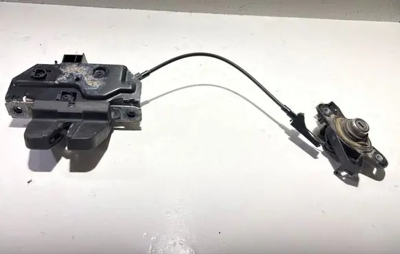 Opel Vectra C Tailgate/trunk/boot lock/catch/latch 09180104 495072894