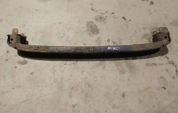 Honda FR-V Rear beam 