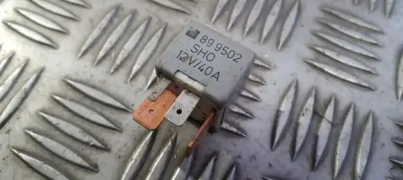 Volkswagen Golf IV Other relay 191906383 899502