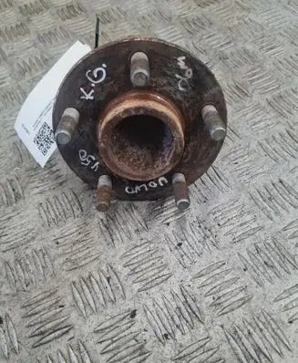 Volvo V50 Rear wheel hub