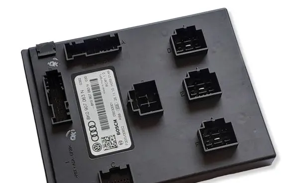 Audi A5 Sportback 8TA Comfort/convenience module 8K0907063N 09030001 F005V00852