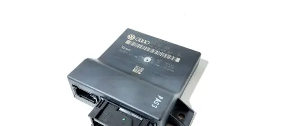 Audi Q7 4L Gateway control module 4L0907468 4L0910468