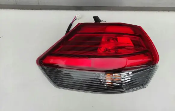 Nissan X-Trail T32 Rear/tail lights