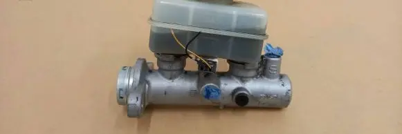 Master brake cylinder