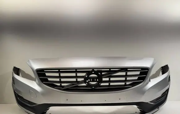 Volvo V40 Front bumper