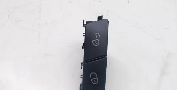 Mercedes-Benz E W212 Central locking switch button A2048706410 03151610