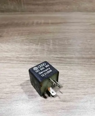 Audi 100 S4 C4 Other relay 191945383 899573 151