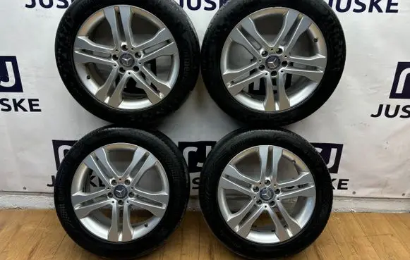 Mercedes-Benz GLA W156 X156 R18 alloy rim A1564010102