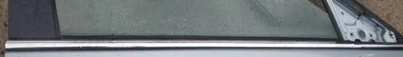Chrysler Pacifica Front door glass trim molding 