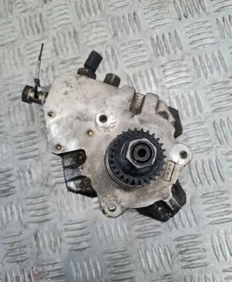 Mitsubishi Colt Fuel injection high pressure pump