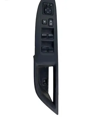 Mitsubishi Outlander Electric window control switch 7221C037ZZ