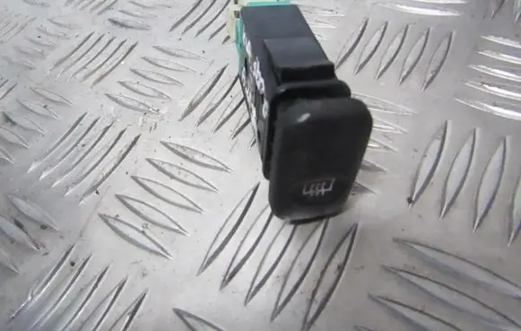 Windscreen/window heater switch