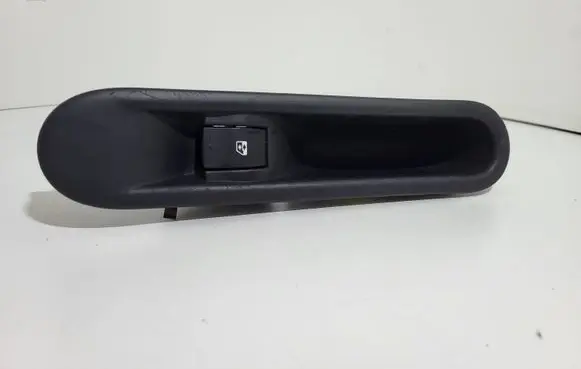 Renault Espace - Grand espace IV Electric window control switch 8200012263
