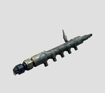Toyota Avensis T270 Fuel main line pipe