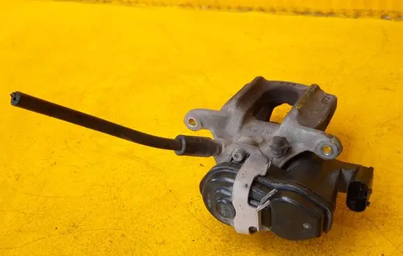 BMW X4 F26 Rear brake caliper