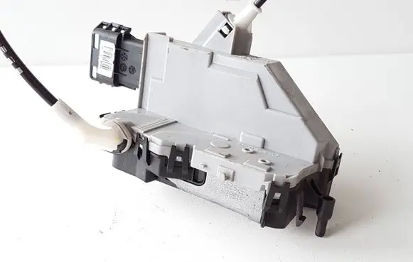 Peugeot Partner Rear door lock PSA828417 A01860