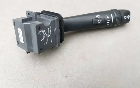 Volvo XC90 Wiper control stalk 30768101 05W16J
