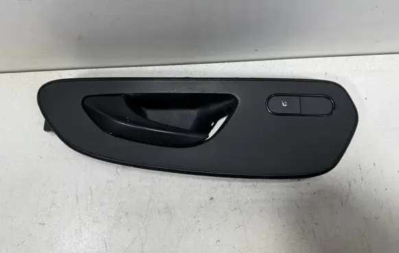 Mercedes-Benz Sprinter W907 W910 Front door interior handle trim A9077605200 9077605200 A0079050304