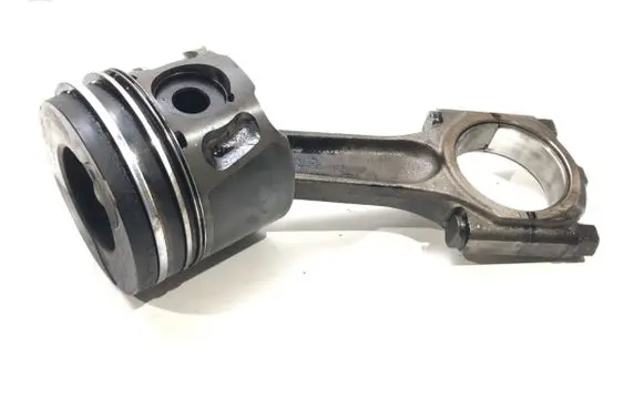 Citroen C5 Piston with connecting rod RHR