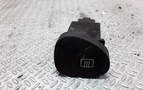 Hyundai H-1, Starex, Satellite Windscreen/window heater switch