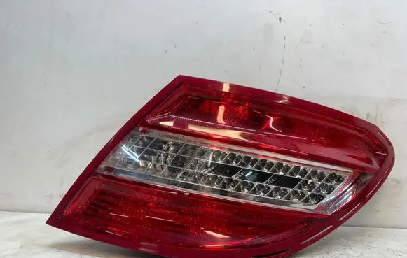 Mercedes-Benz C W204 Rear/tail lights 2048202064
