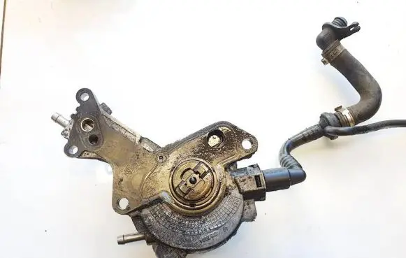 Skoda Octavia Mk2 (1Z) Fuel injection high pressure pump 49ae2004