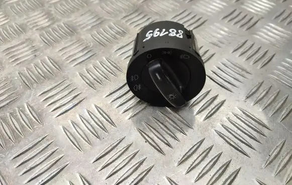 Volkswagen PASSAT B6 Light switch 1T0941431AA