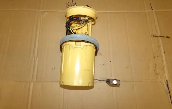 Volkswagen Cross Touran I Webasto auxiliary heater fuel pump 