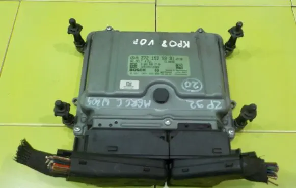 Mercedes-Benz C AMG W204 Engine control unit/module A2721539991 ZP92