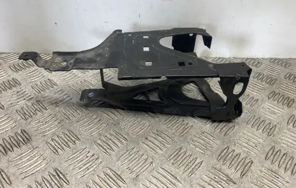 BMW 5 F10 F11 Front bumper mounting bracket 084994060202