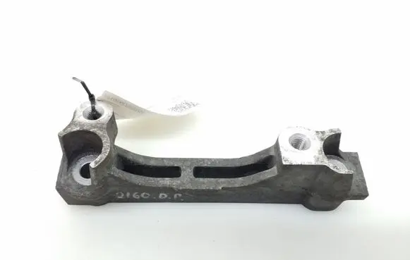 Toyota RAV 4 (XA40) Engine mounting bracket 1234126011
