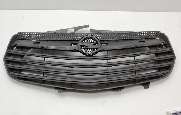 Opel Vivaro Front bumper upper radiator grill 623104066R
