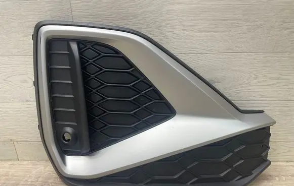 Front bumper lower grill