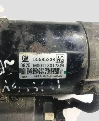 Opel Insignia A Starter motor 55585238 M001T30173