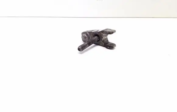 Volkswagen Crafter Fuel Injector clamp holder