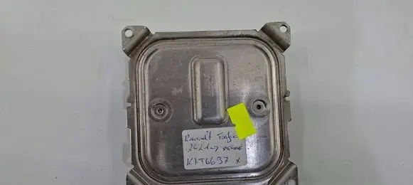 Renault Trafic III (X82) Headlight ballast module Xenon 260556623R K7T6697