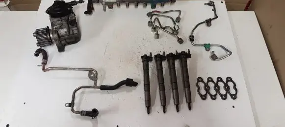 Volkswagen PASSAT B6 Fuel injection system set 0445010507 03L130089 057130764H