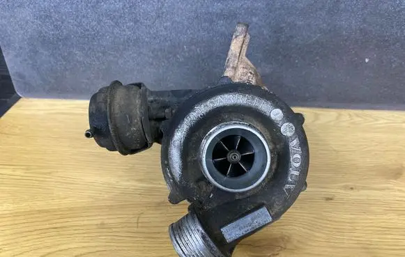 Volvo XC70 Turbo 8689592