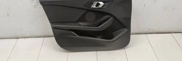 BMW 1 F40 Front door card panel trim