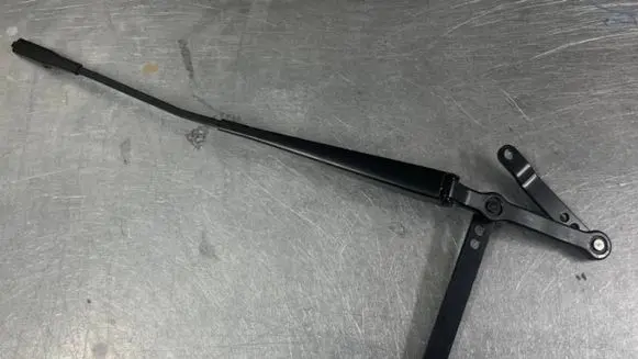 Mercedes-Benz GL X164 Front wiper blade arm EWBME016 1648240049 A1648240049