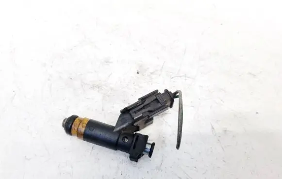 Chrysler 300M Fuel injector 04591760AA