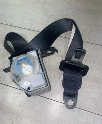 Mitsubishi Lancer Rear seatbelt TKAB0N679
