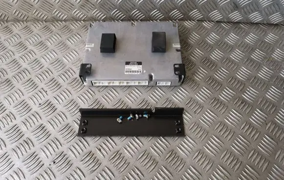 Jaguar XJ X308 Engine control unit/module LNG1410CE MB0797008991