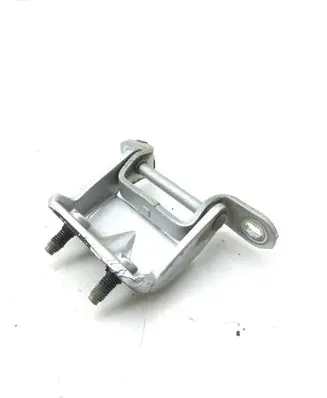 Nissan Navara D40 Rear door upper hinge