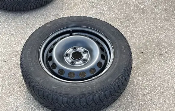 Volkswagen Caddy R15 spare wheel 154106