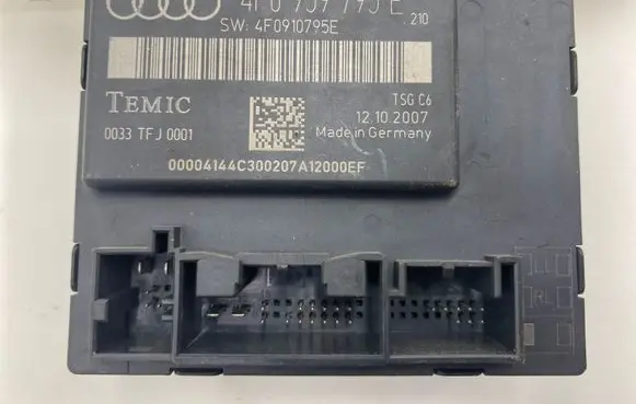 Audi A6 S6 C6 4F Door control unit/module 4F0959795E